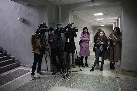 Журналистам «7×7» помешали освещать одобрение поправок к Конституции в Пскове и Смоленске