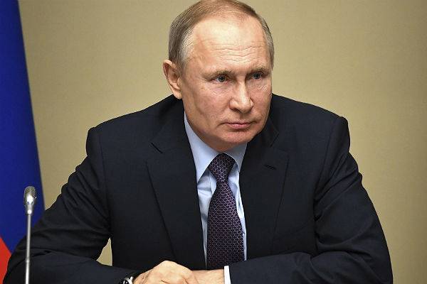 Путин рассказал, как его коробят миллионные зарплаты топ-менеджеров