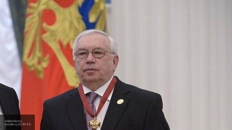 Сооснователь "Яблока" Лукин признался в письме коллегам, что покидает партию