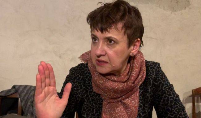 Украинская писательница-русофобка обвинила Россию в «ползучей аннексии»