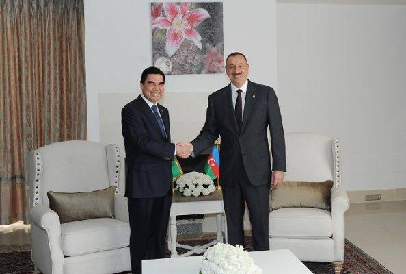 Граждане Туркменистана посещают Баку, чтобы обменять валюту: интервью