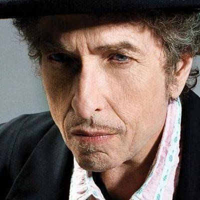 Боб Дилан отменил тур по Японии из-за коронавируса