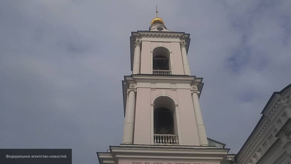 Злоумышленники украли из храма в Петербурге более двух миллионов рублей