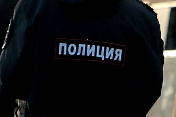 Московских полицейских уволили за селфи в морге