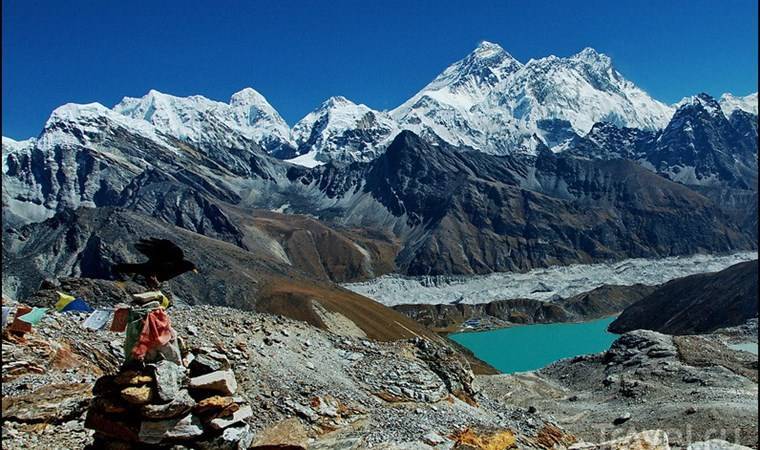 Непал закрыл доступ к Эвересту из-за коронавируса