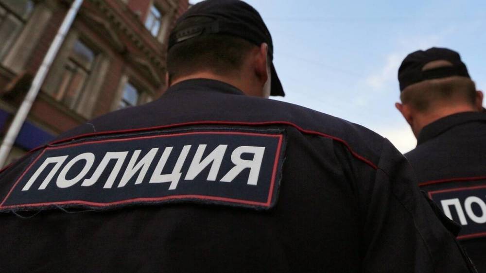 Московских полицейских уволили за селфи на фоне трупов в морге