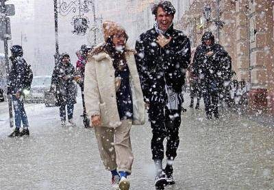 Снег и гололедица придут в Москву на выходных