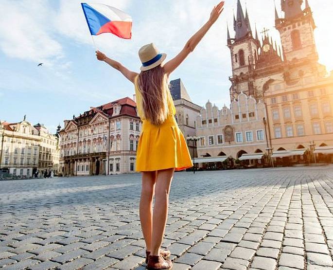 Чехия полностью закроется для иностранцев с 16 марта