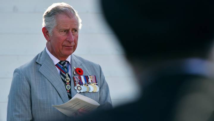 Принц Чарльз из-за коронавируса попал в неловкую ситуацию