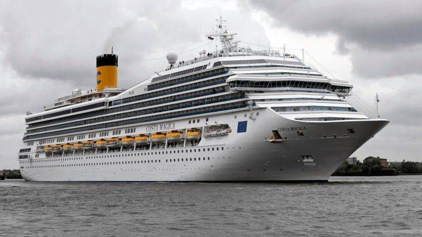 30 россиян оказались заблокированы на борту лайнера Costa Magica, где выявлен коронавирус