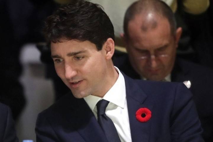 Премьер Канады заявил, что не заразился от жены коронавирусом