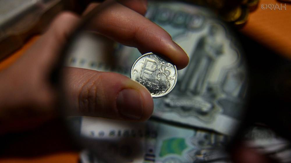 Экономист Шабанов усомнился в реализации прогноза Goldman Sachs по курсу рубля