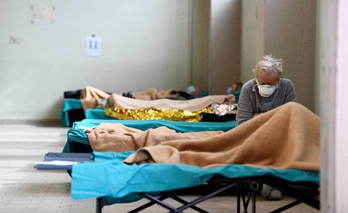 Италия нас отвергла: из-за коронавируса люди сидят дома в условиях строгой изоляции с телами умерших родственников (The Washington Post, США)