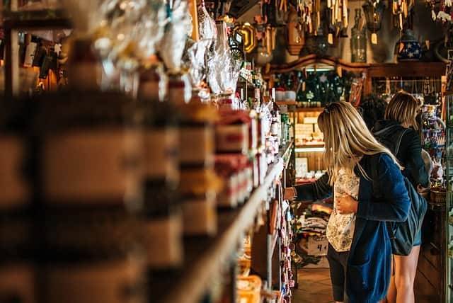Один поход в магазин обеспечил женщину до конца жизни - Cursorinfo: главные новости Израиля