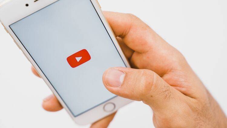 YouTube избавил пользователей мобильной версии от бесполезной вкладки