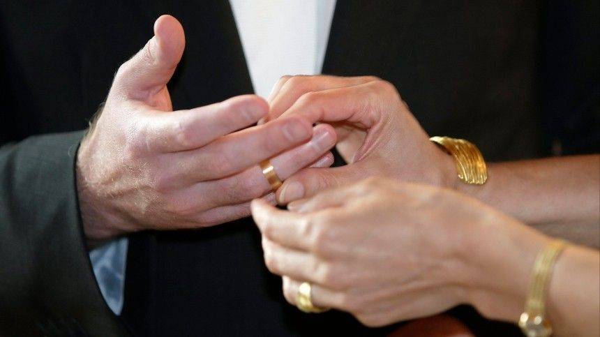 Равный брак: Знаменитые пары с разницей в возрасте, создавшие крепкий союз