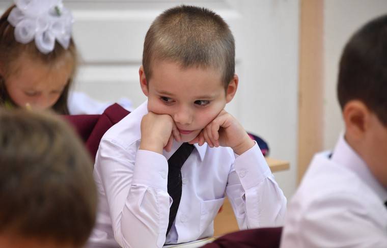 Москва ввела свободное посещение школ из-за коронавируса