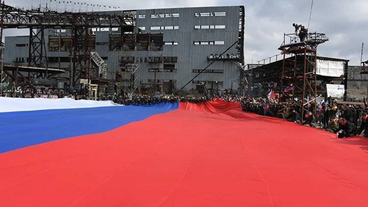 Аксенов и Развожаев в Севастополе поздравят крымчан с "Русской весной"