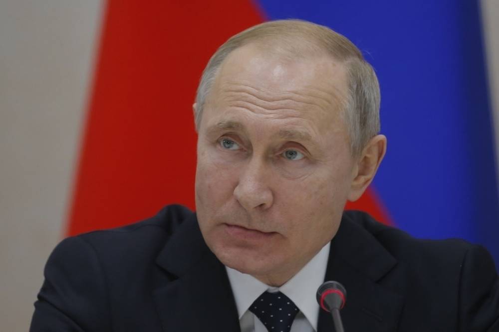 Путин подписал закон о поправках к Конституции