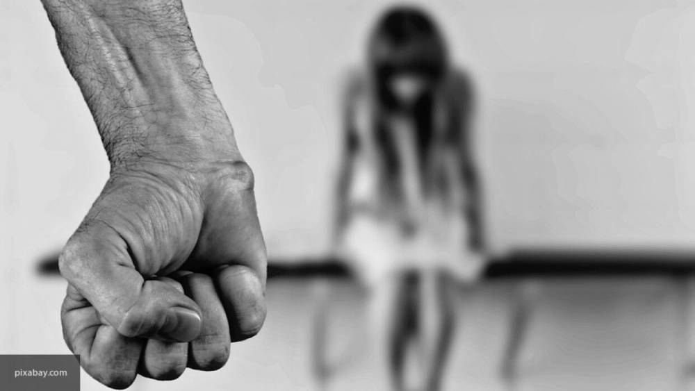 Парень изнасиловал девочку, с которой познакомился на улице в Новом Уренгое
