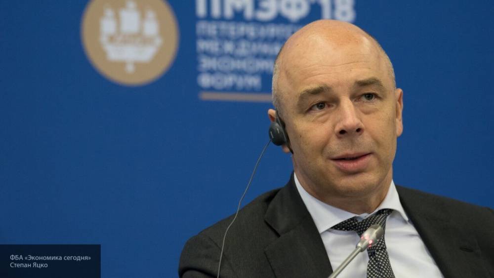 Глава Минфина РФ оценил потери бюджета от низких цен на нефть