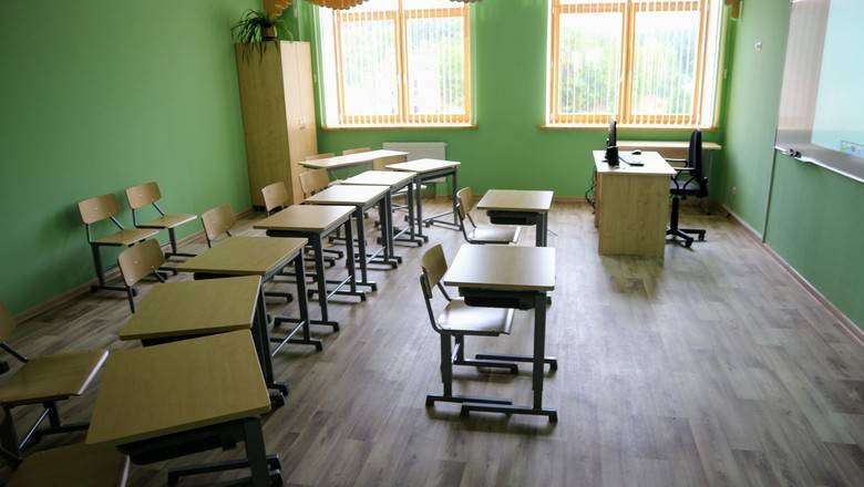 Тюменские школы могут перевести на дистанционный режим