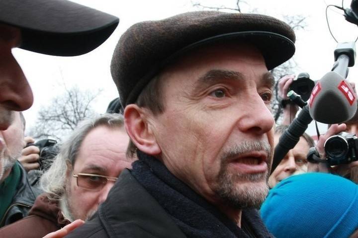 Правозащитник Пономарев заявил, что его избили в Таганском ОМВД