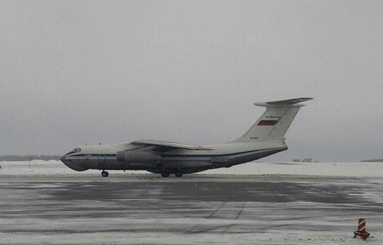 Метель задерживает авиарейсы в Москве