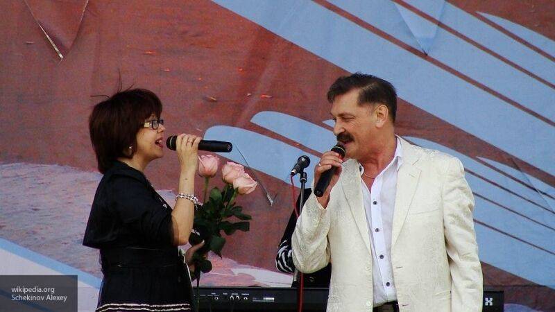 Вдова Александра Тихановича рассказала, как он давал последние концерты еле дыша