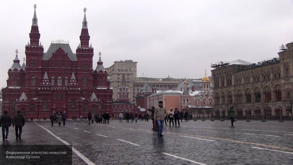 Москва не станет закрывать предприятия и транспорт на карантин из-за COVID-19