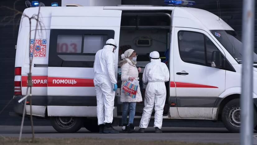 В Москве из больницы выписали 52 контактировавших с больными COVID-19
