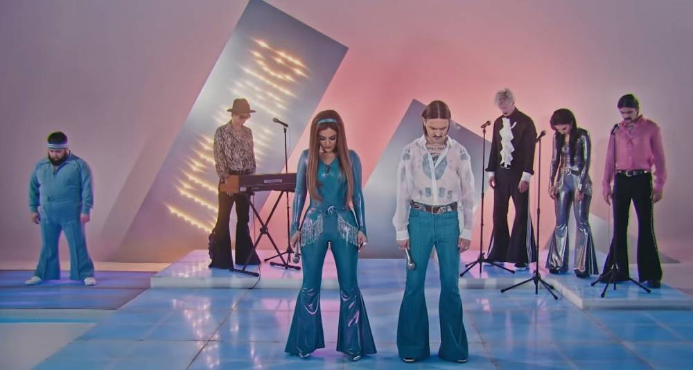 Пользователи Сети призвали взять танцора из клипа Little Big на Евровидение