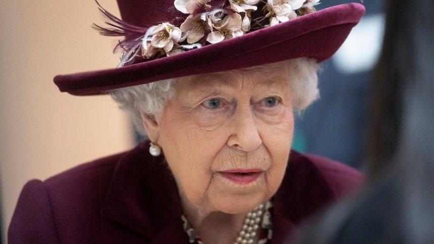 Елизавета II покинула Букингемский дворец из-за коронавируса