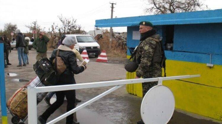 КПП в Донбассе закроют на фоне коронавируса