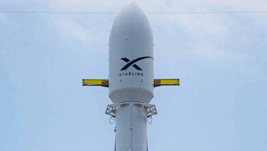 SpaceX отменила запуск Falcon 9 с 60 спутниками за несколько секунд до старта