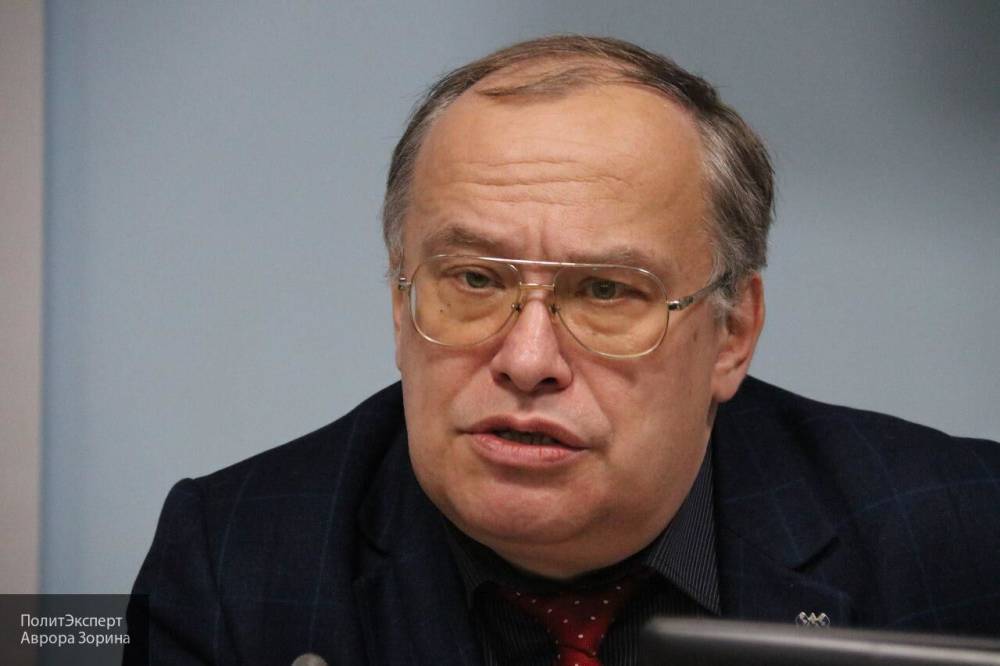 Политолог Межевич рассказал о «смерти» балтийской промышленности