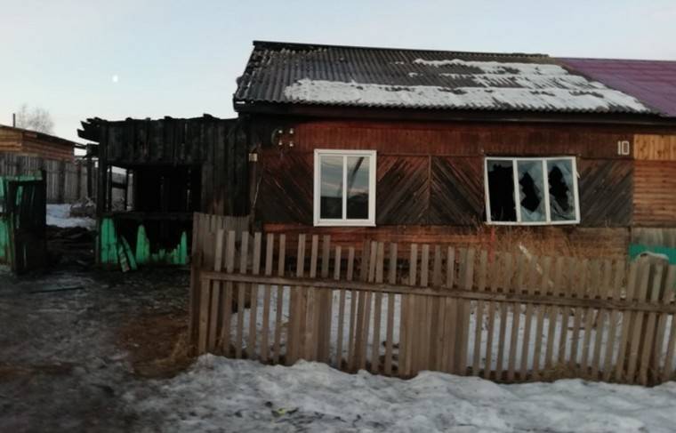 Четверо детей погибли в пожаре под Иркутском