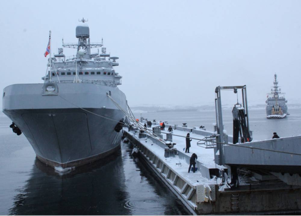 В акватории пассажирского порта Санкт-Петербурга завершается ход ледоколов