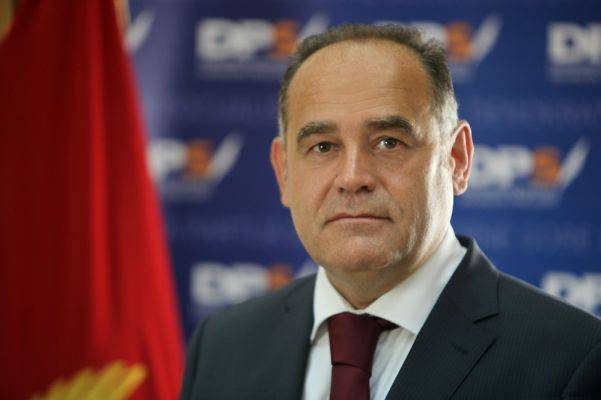 Черногория запретила въезд всем иностранцам