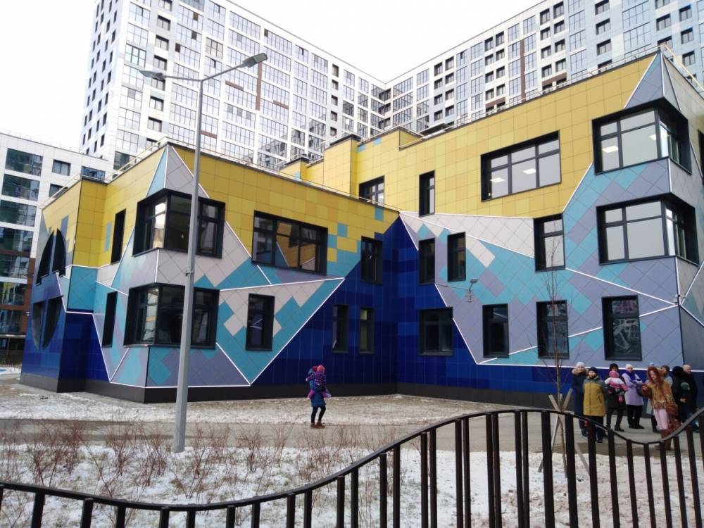 Петербургский застройщик подарил городу детский сад в ЖК «Я-Романтик» на 140 мест