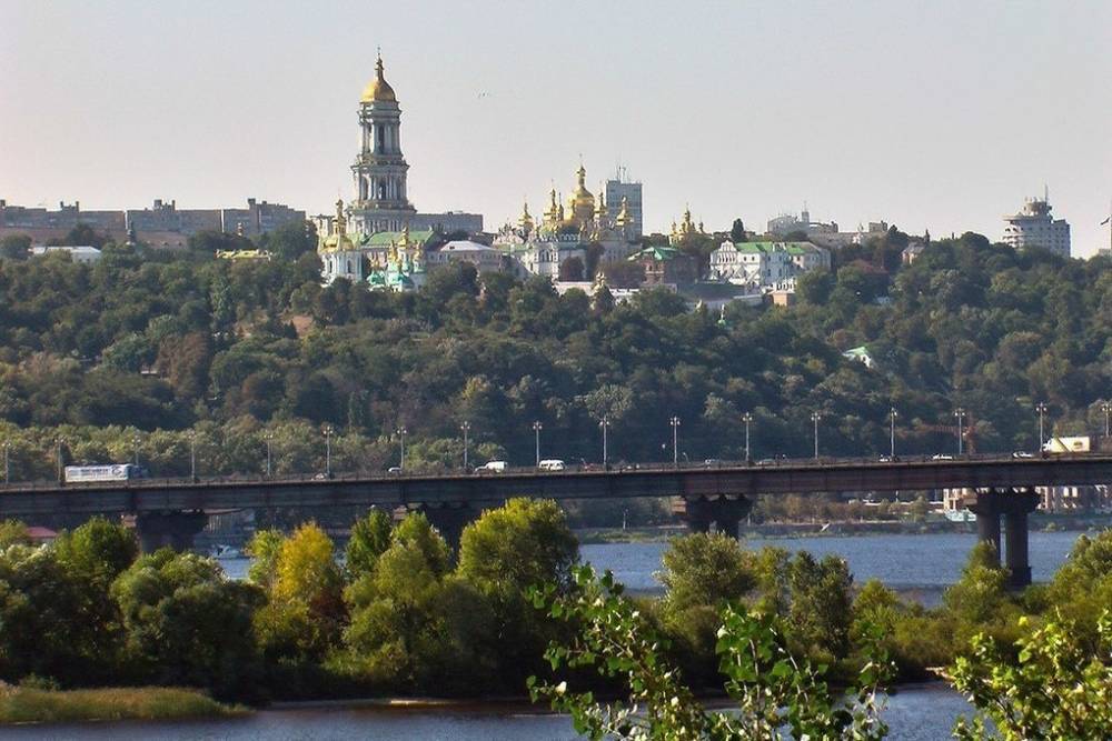 В Киеве объявили о тотальных ограничениях из-за коронавируса