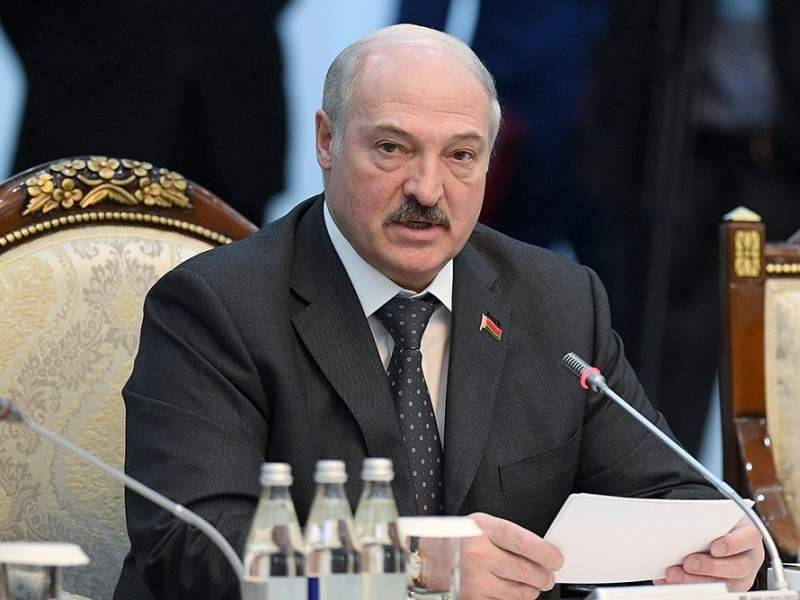 Лукашенко, критикуя закрытие границ с РФ, вспомнил Ельцина