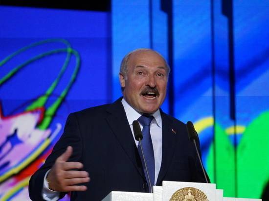 Лукашенко посчитал странным закрытие Россией границы с Белоруссией