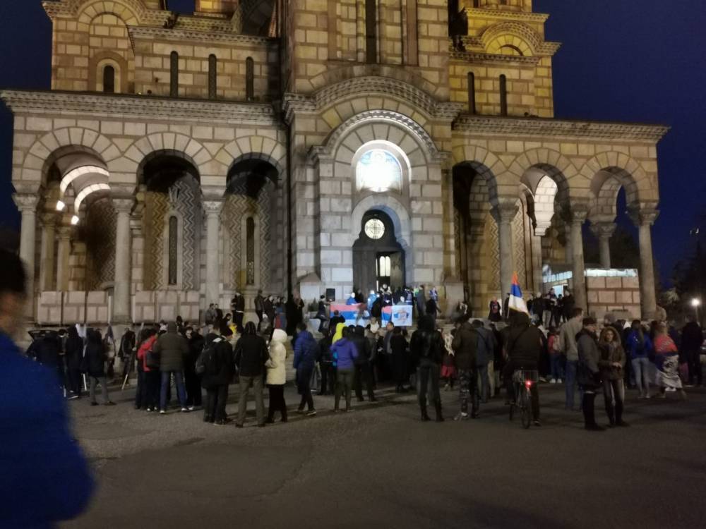 Участники протеста в Белграде требовали введения санкций против Черногории