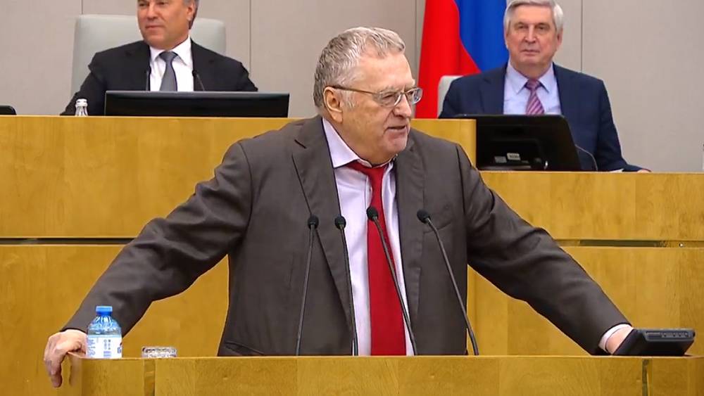 Жириновский предложил запретить деятельность КПРФ из-за коронавируса