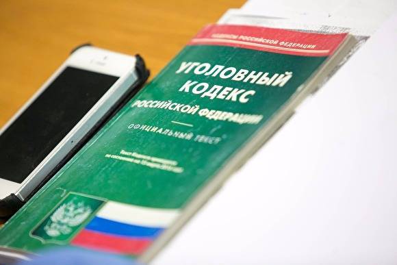 В Челябинской области сотрудника сотового оператора подозревают в продаже данных абонентов