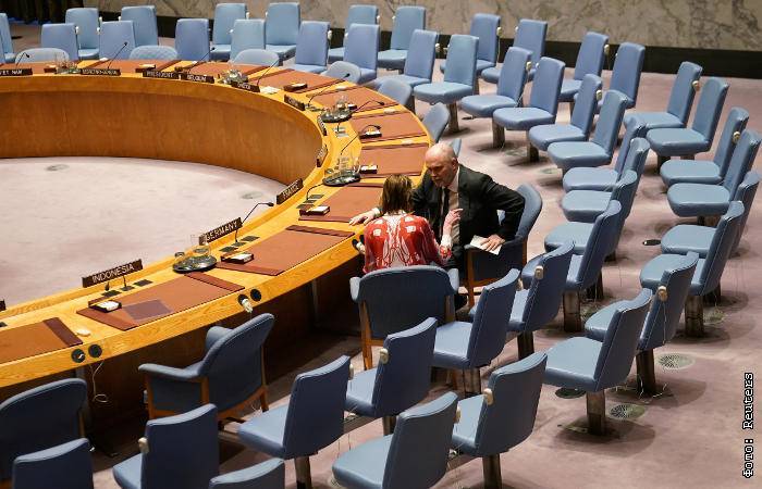 СБ ООН отложил все заседания до конца недели