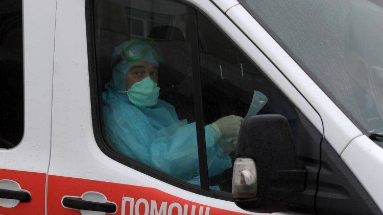В Крыму ввели режим повышенной готовности из-за коронавируса
