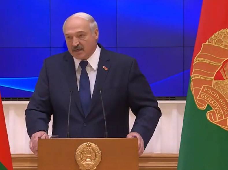Лукашенко дал свои советы, как «травить» коронавирус