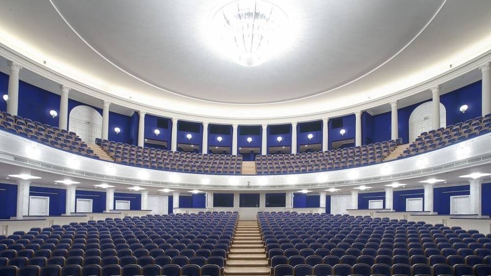 Московские театры отменили все спектакли до 10 апреля из-за коронавируса